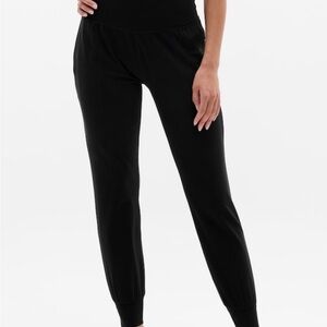 Women's  Athleta Saluation Black Jogger Pants